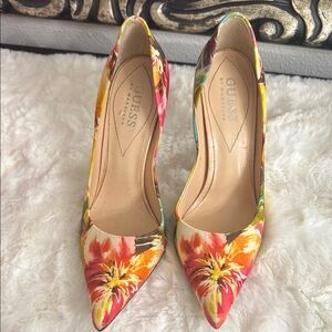 GUESS Women's Floral Pumps - Multicolor